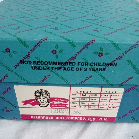 Vintage Madame Alexander International Doll With  Box CANADA 560 - Picture 12 of 12